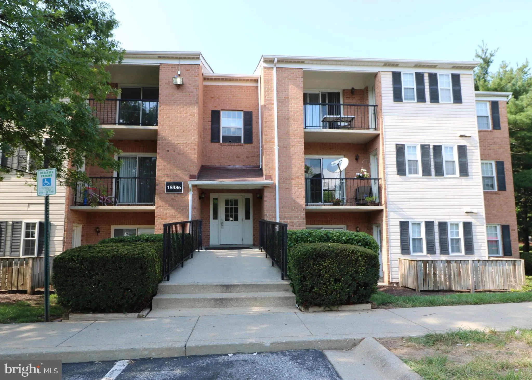 18336 Streamside Drive Unit 204, Gaithersburg, MD 20879