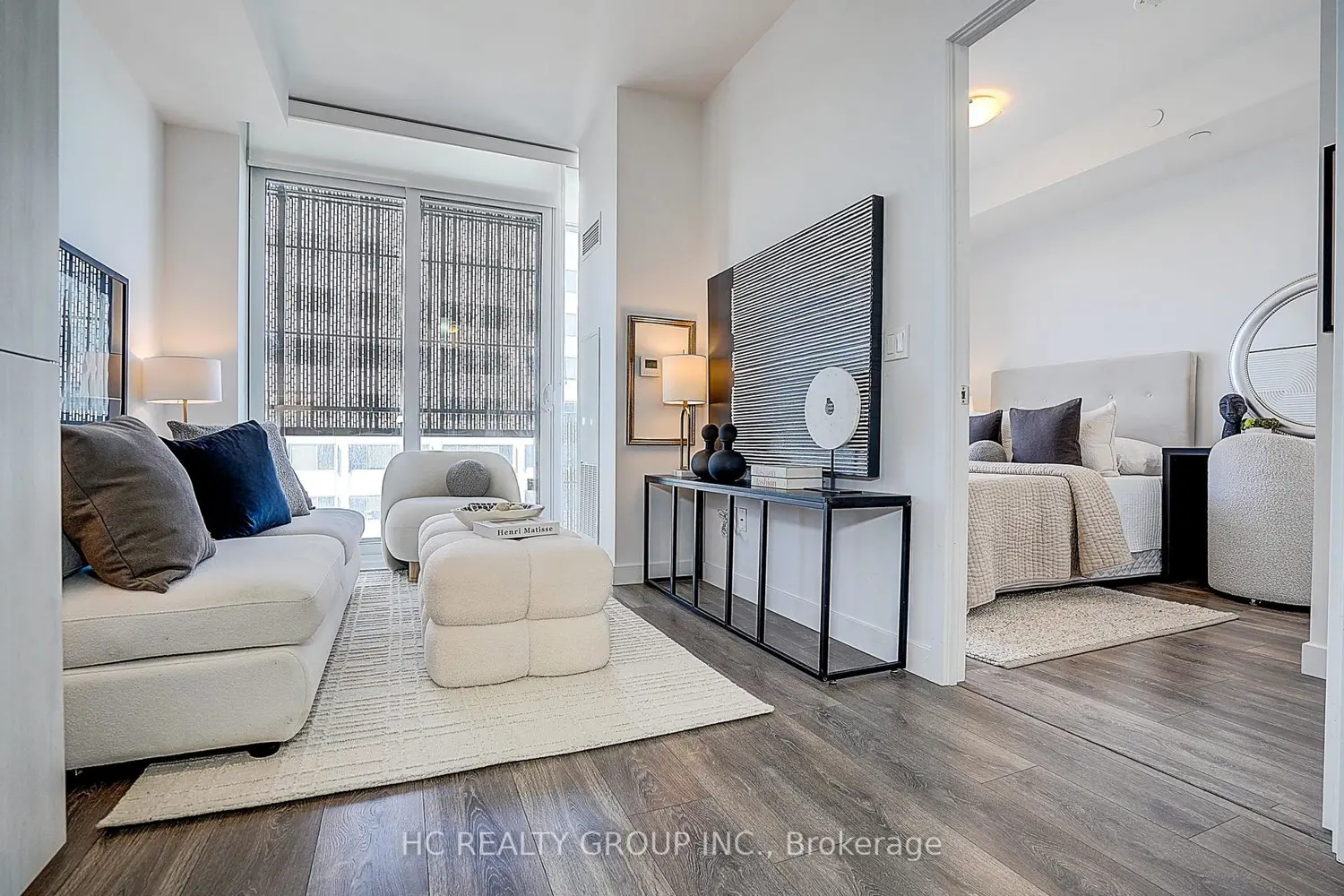 Additional image 8 of 8 Eglinton Avenue 2904