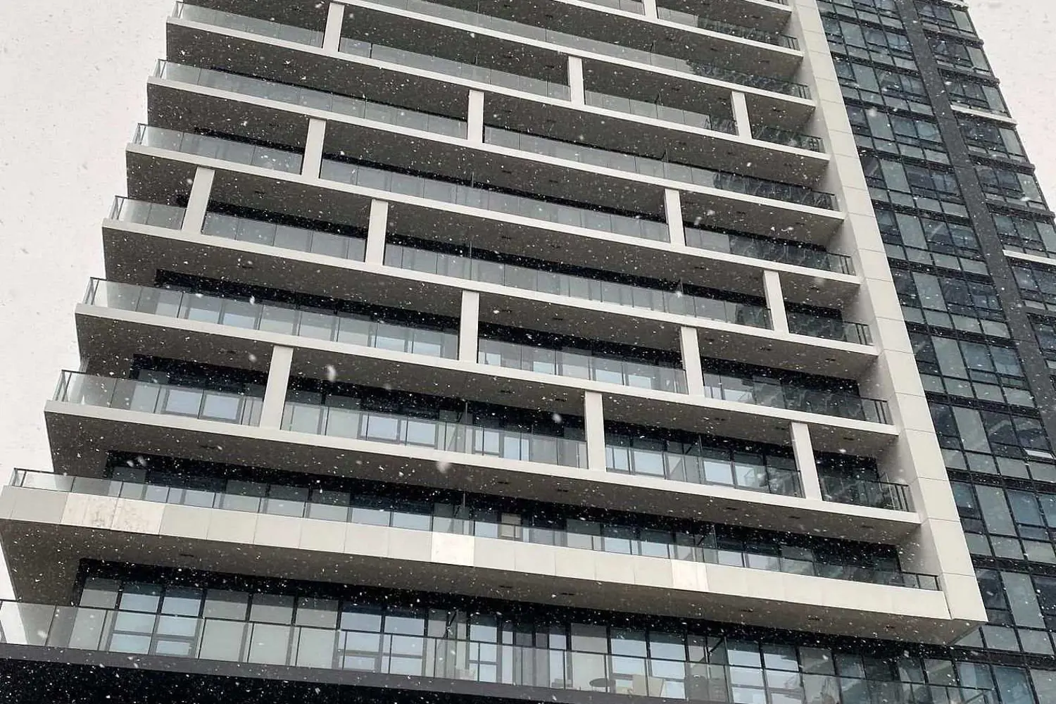 18 Water Walk Drive 2901