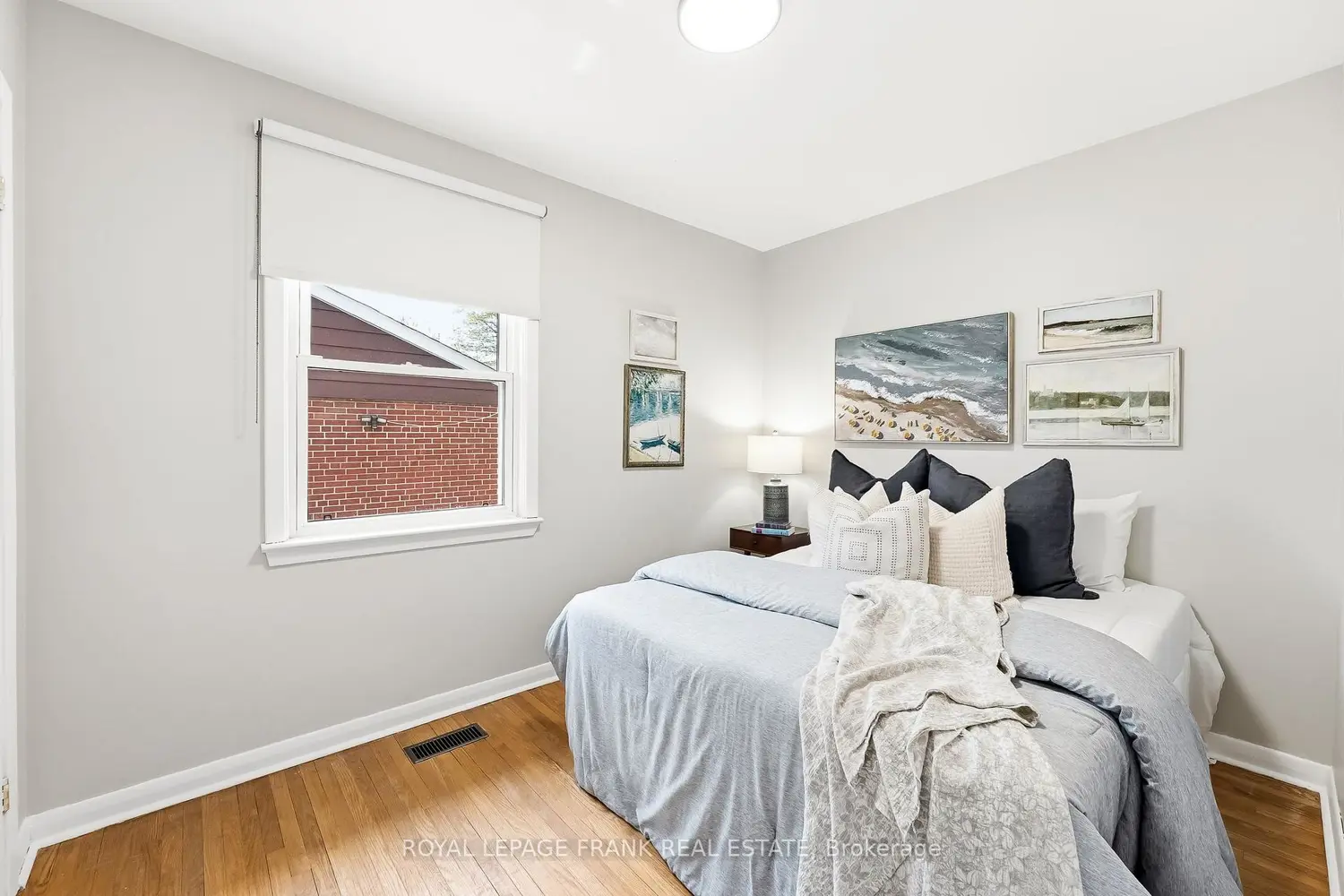 1212 Valley Drive photo 4