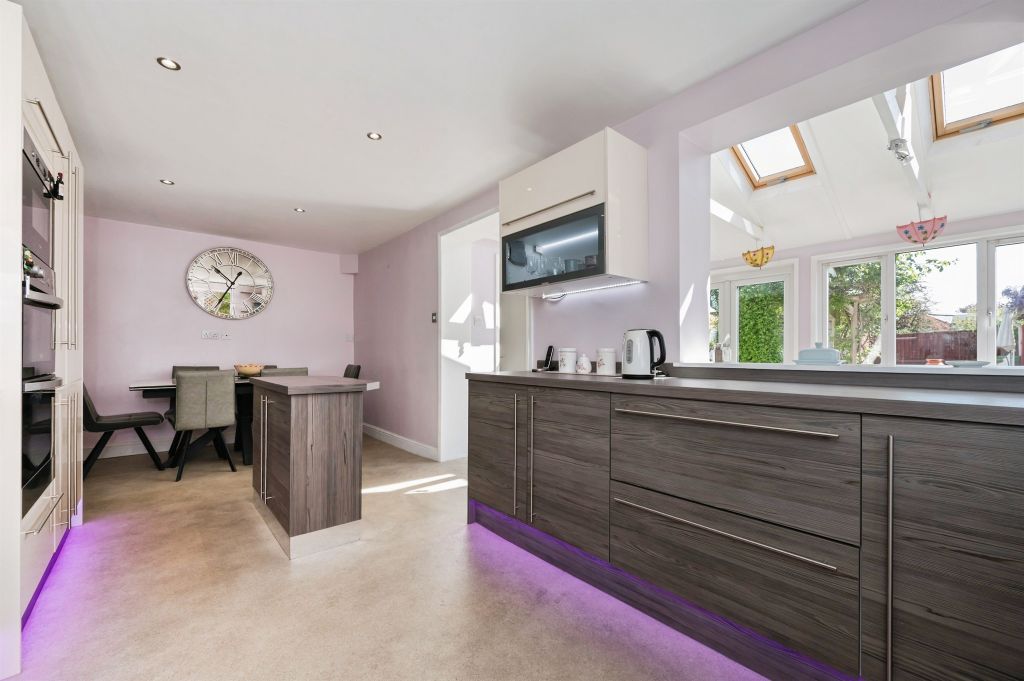 Additional image 5 of 3 bed end terrace house for saleMonks Way, Eastleigh SO50
