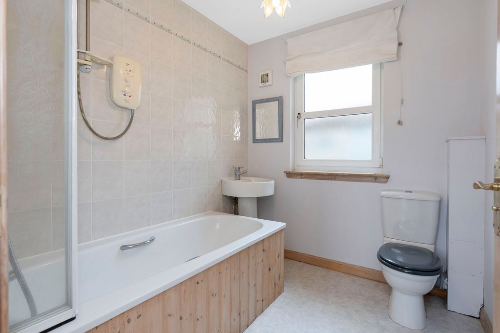 Additional image 11 of 3 bed detached house for sale2 Holding, East Fortune, North Berwick EH39
