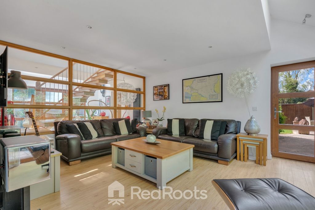 4 bed detached house for salePark Drive, Sprotbrough, Doncaster DN5 photo 3