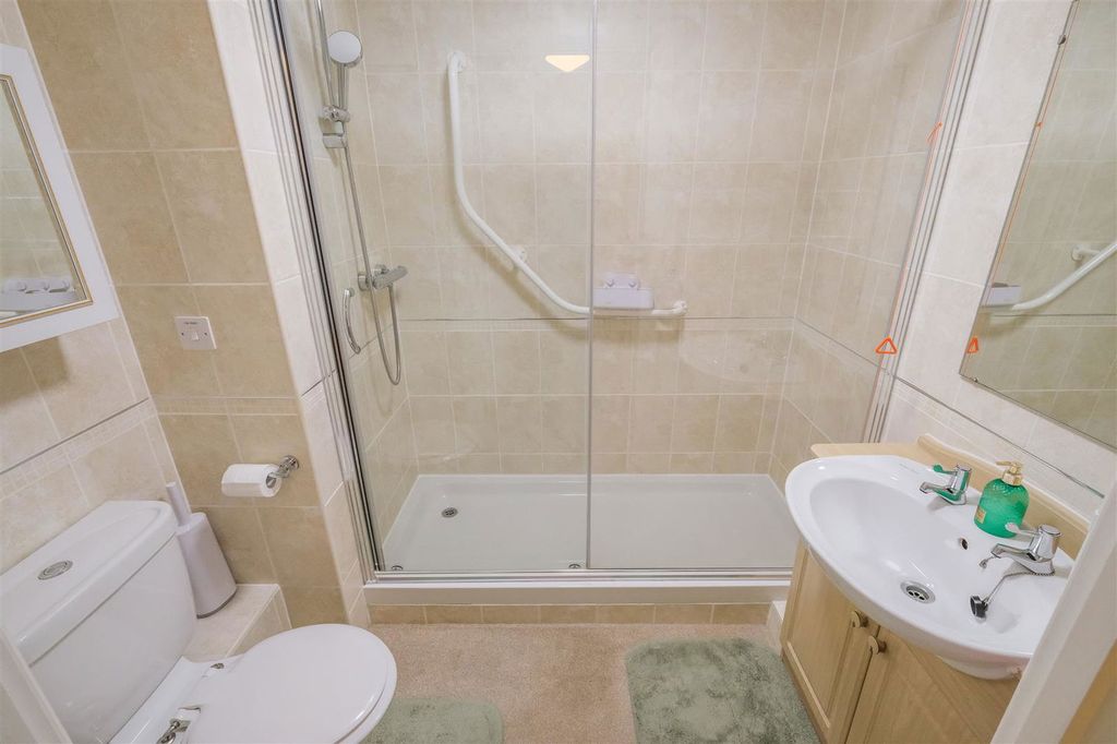 Additional image 7 of 1 bed flat for saleSt. Stephens Fold, Huddersfield HD3