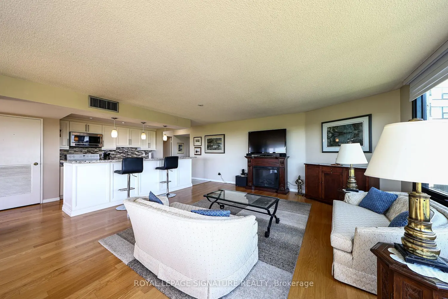 Additional image 5 of 1300 Bloor Street 803