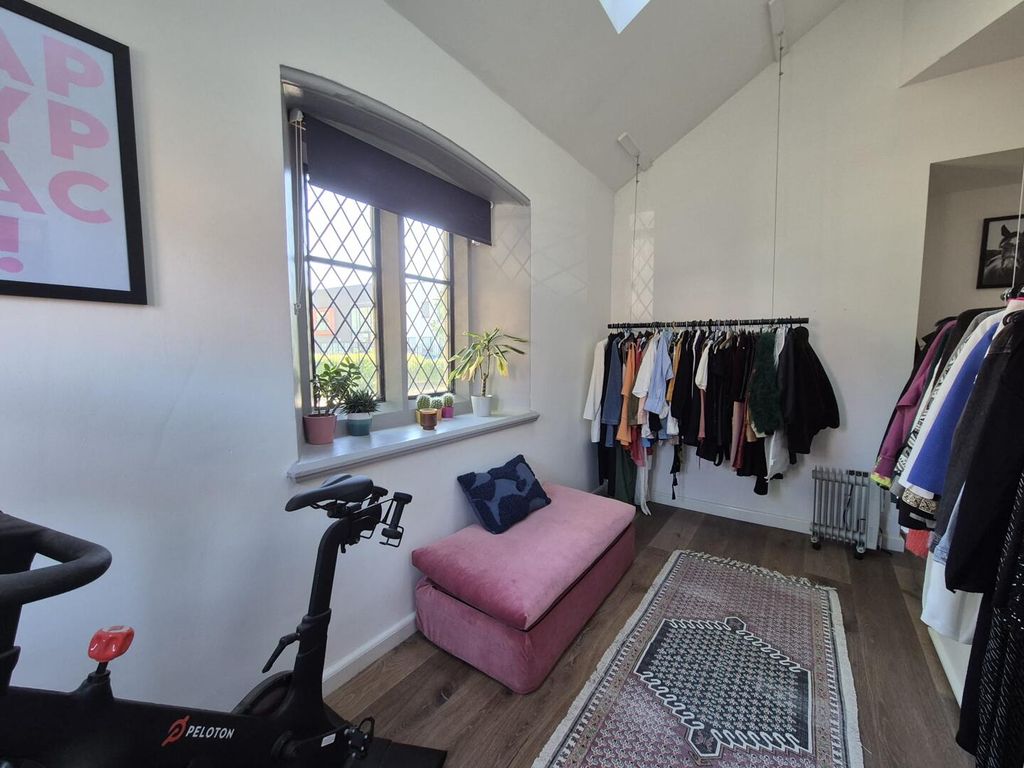 Additional image 20 of 2 bed flat for saleSteeple View Close, Hyde SK14