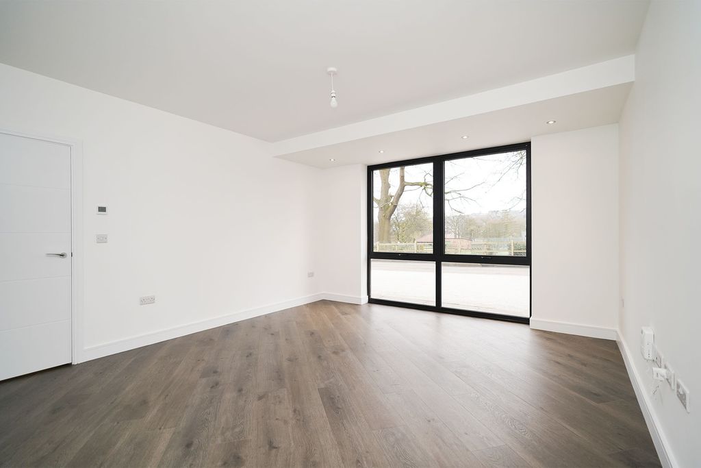 Additional image 16 of 4 bed detached house for sale3 Park Lane, Dronfield S18