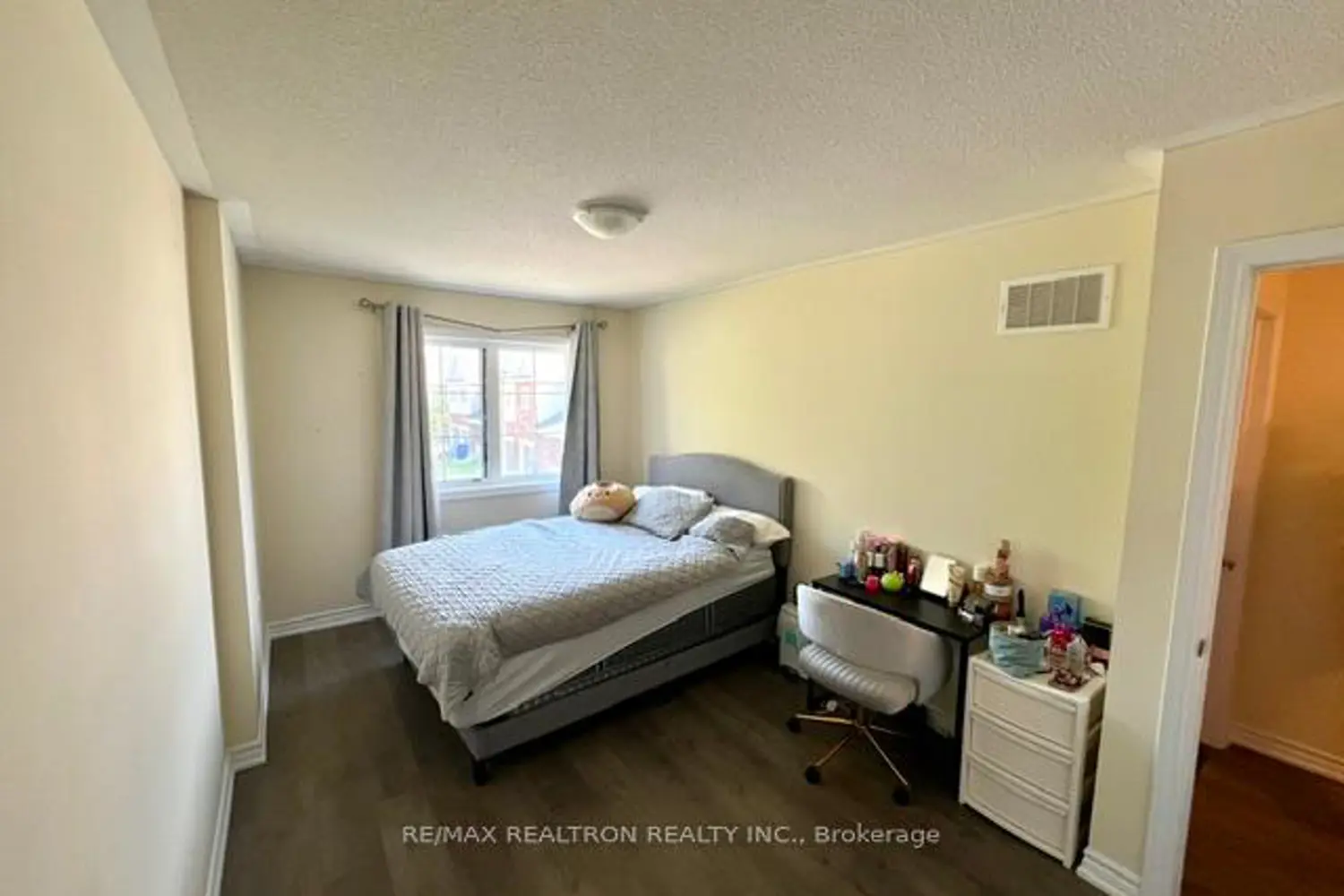 Additional image 9 of 166 Winters Way
