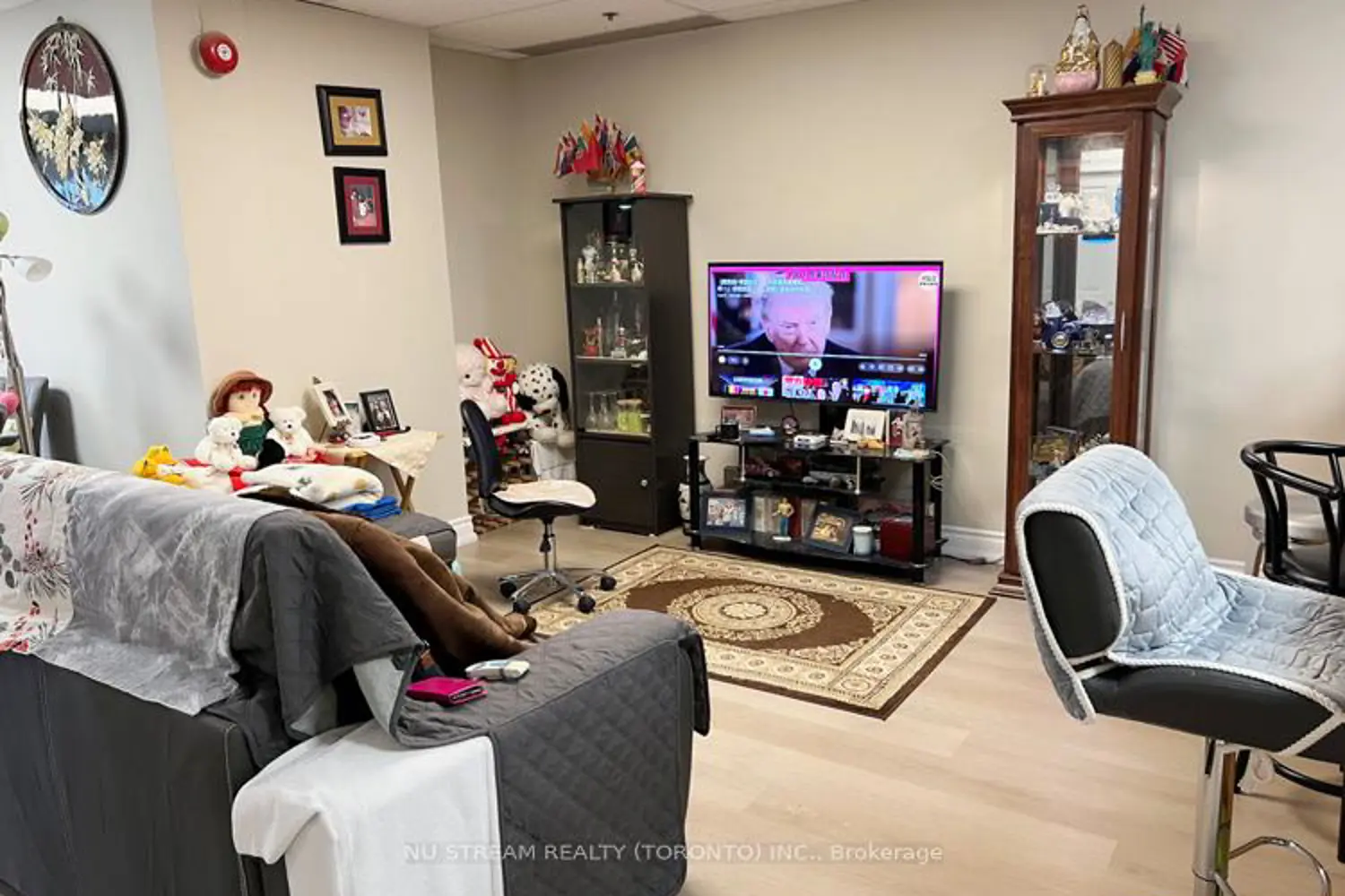 Additional image 5 of 5800 Sheppard Avenue 16