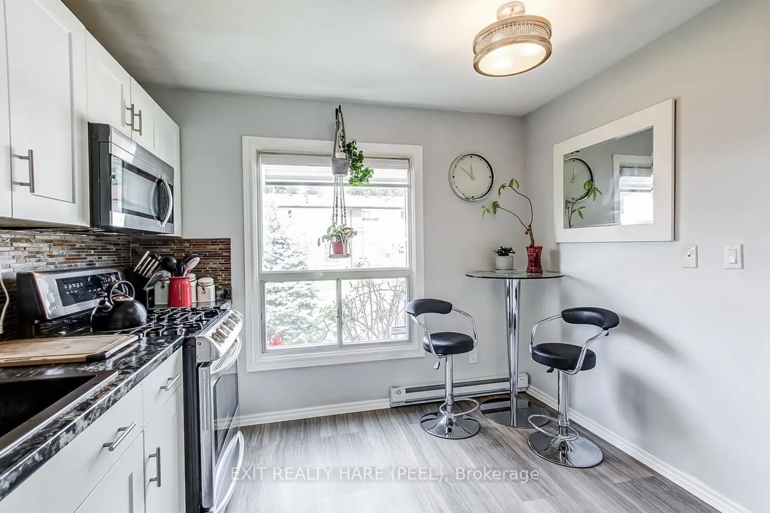 34 Kingham Road photo 4