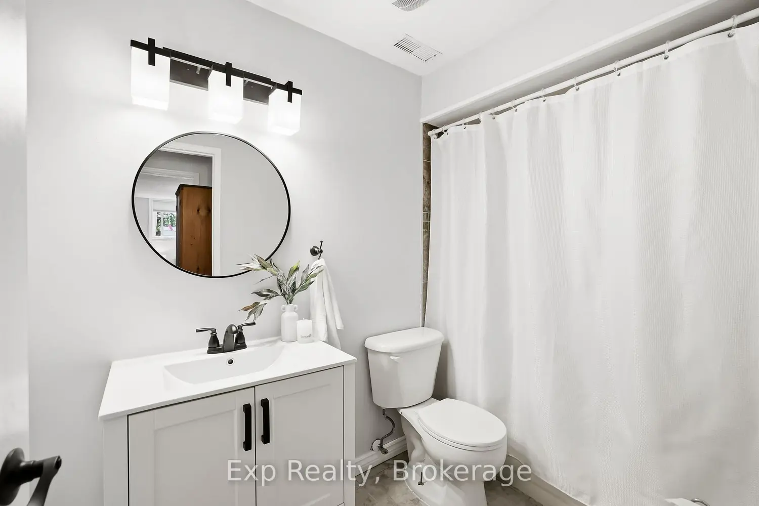 Additional image 15 of 805 Battell Court