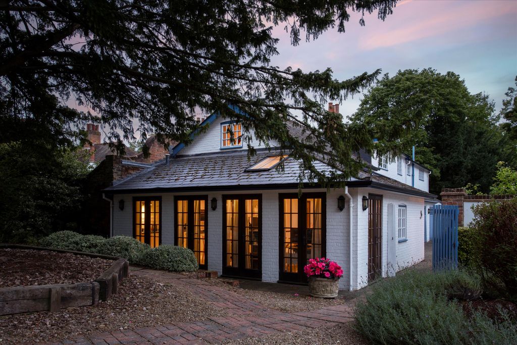 Additional image 37 of 7 bed detached house for saleMiddle Hill, Egham, Surrey TW20