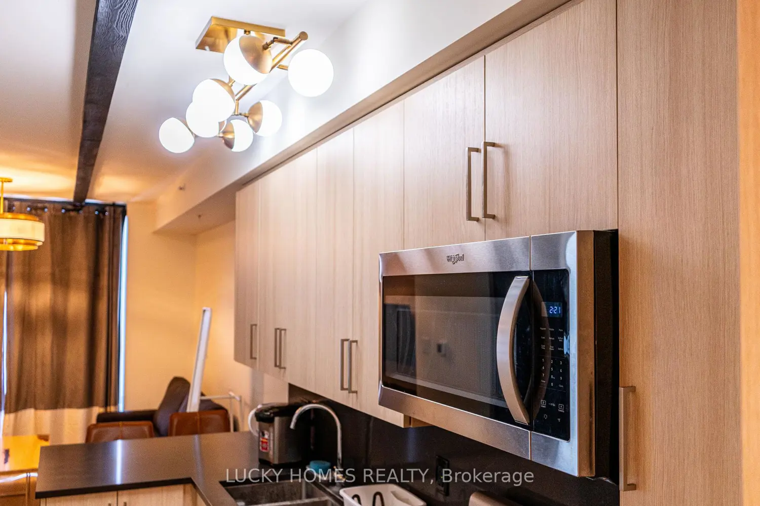 Additional image 10 of 145 Columbia Street 1628