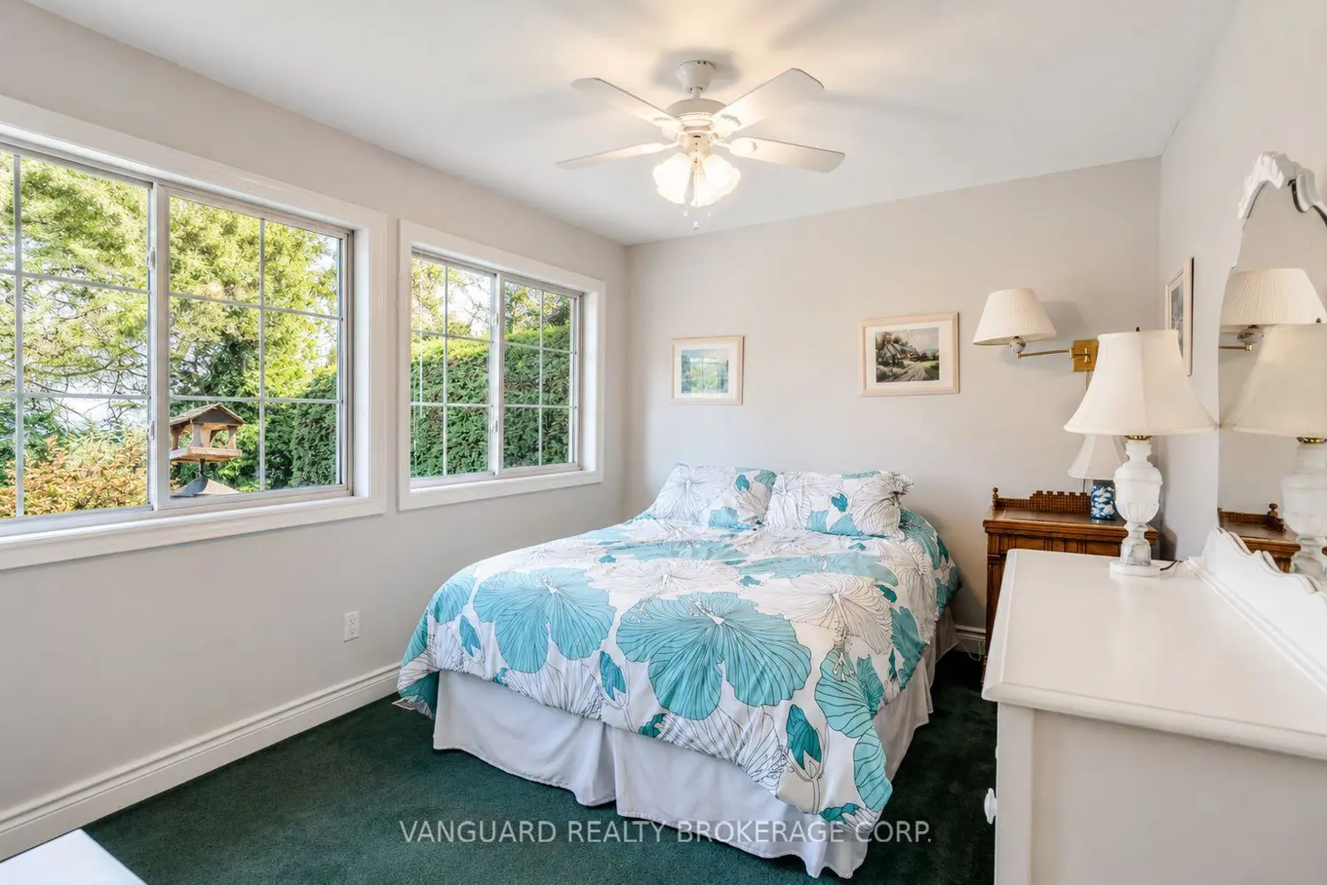 835 Woodland Drive photo 3