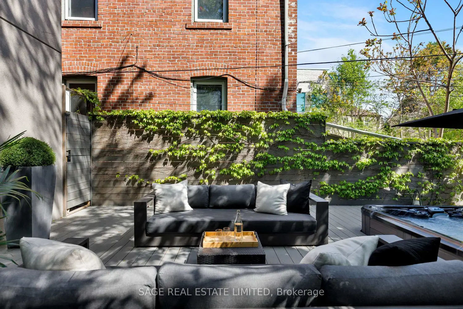 Additional image 8 of 979 Broadview Avenue