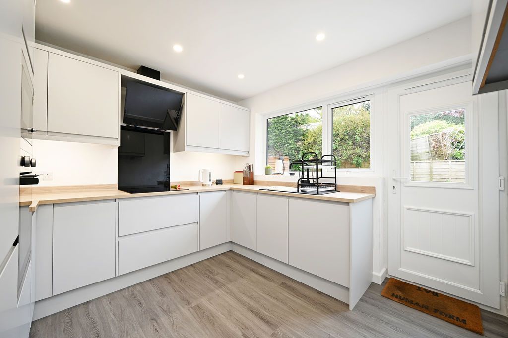 Additional image 11 of 5 bed bungalow for saleRomney Drive, Dronfield S18