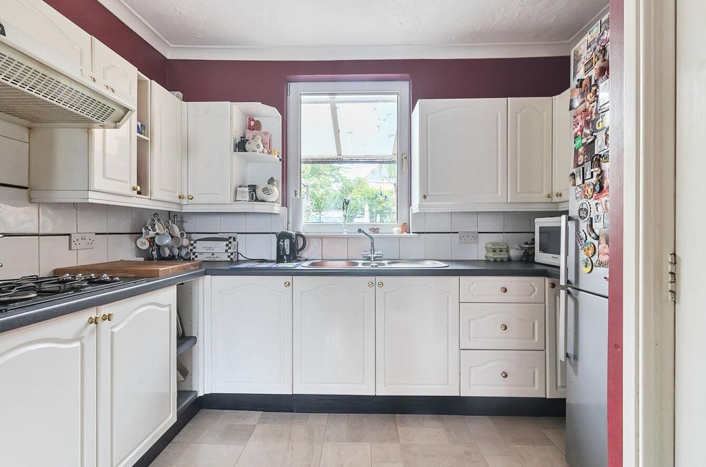 Additional image 12 of 4 bed end terrace house for saleConiston Road, Eastleigh SO50