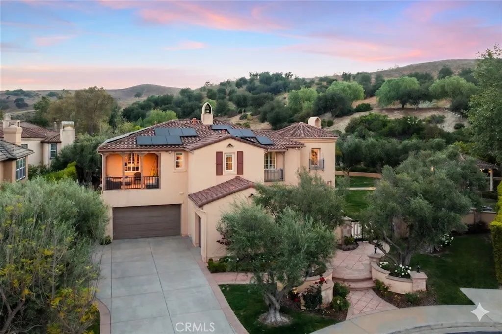 26962 Alsace Dr, Calabasas, CA 91302 photo 2