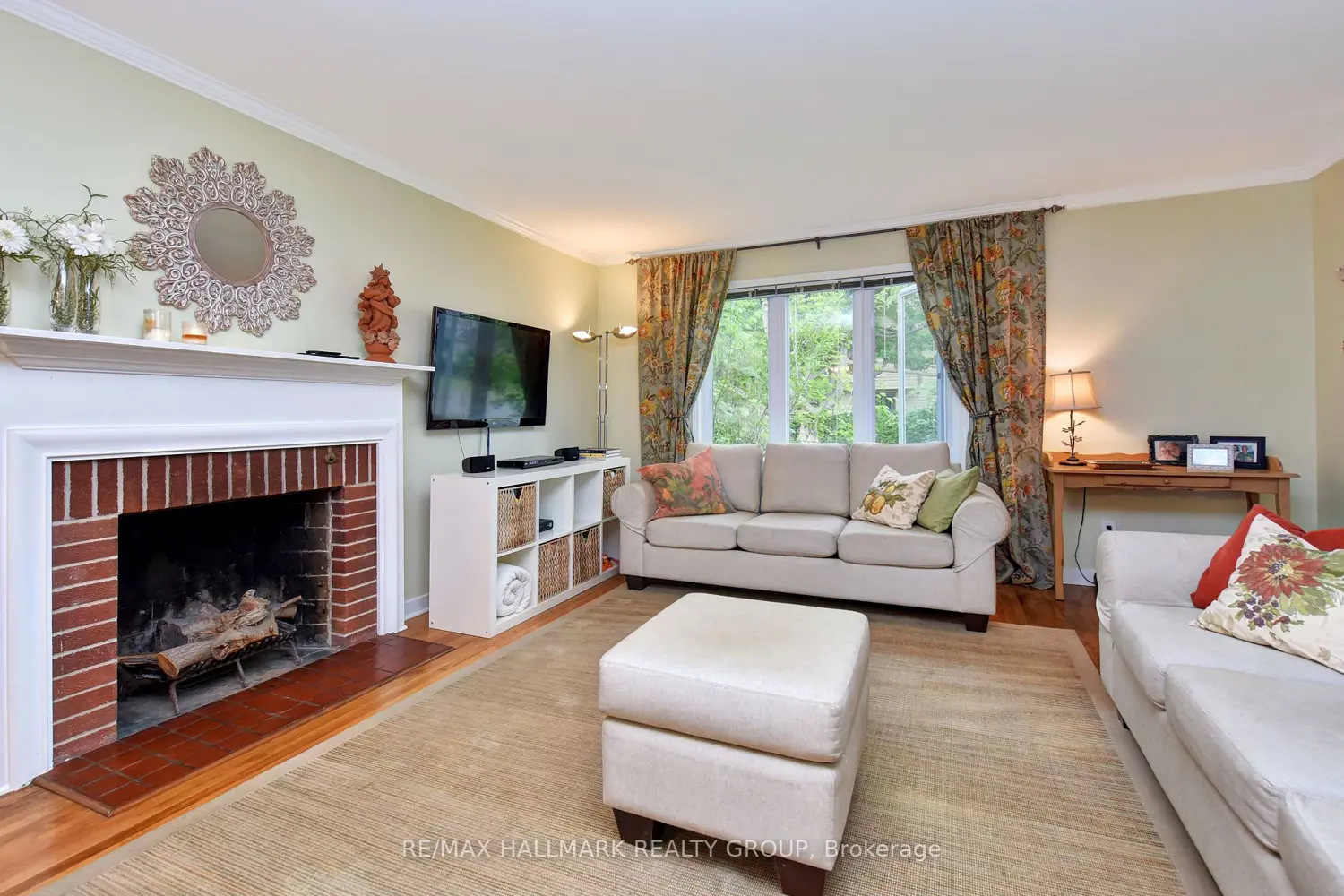 32 Arundel Avenue photo 5