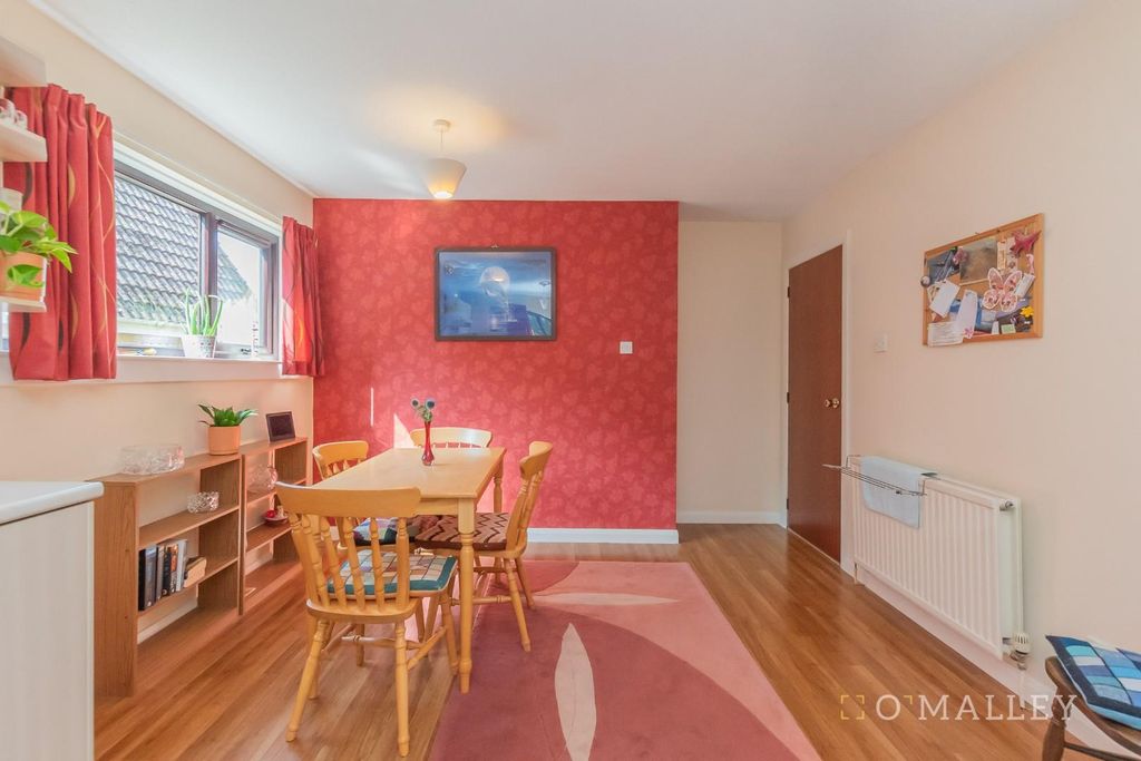 Additional image 15 of 2 bed bungalow for saleHillview Place, Dollar FK14