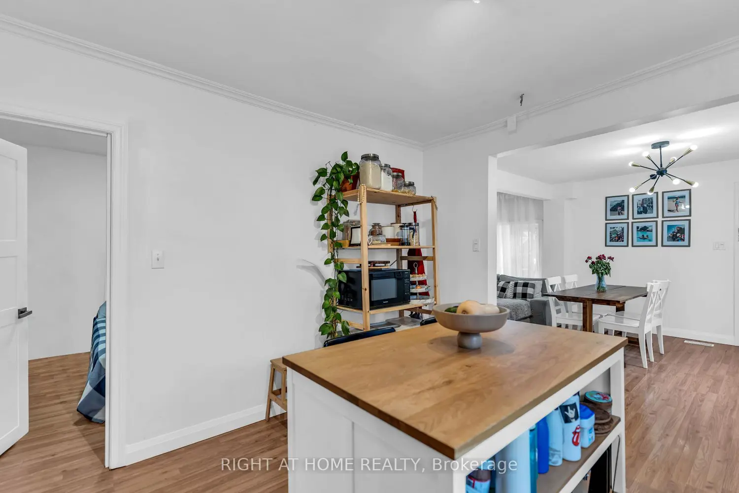 Additional image 11 of 217 Giles Street