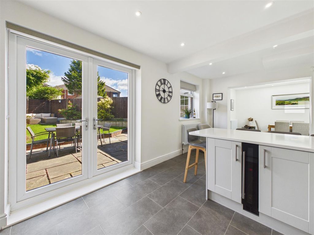 Additional image 9 of 3 bed semi-detached house for saleSalisbury Avenue, Dronfield S18