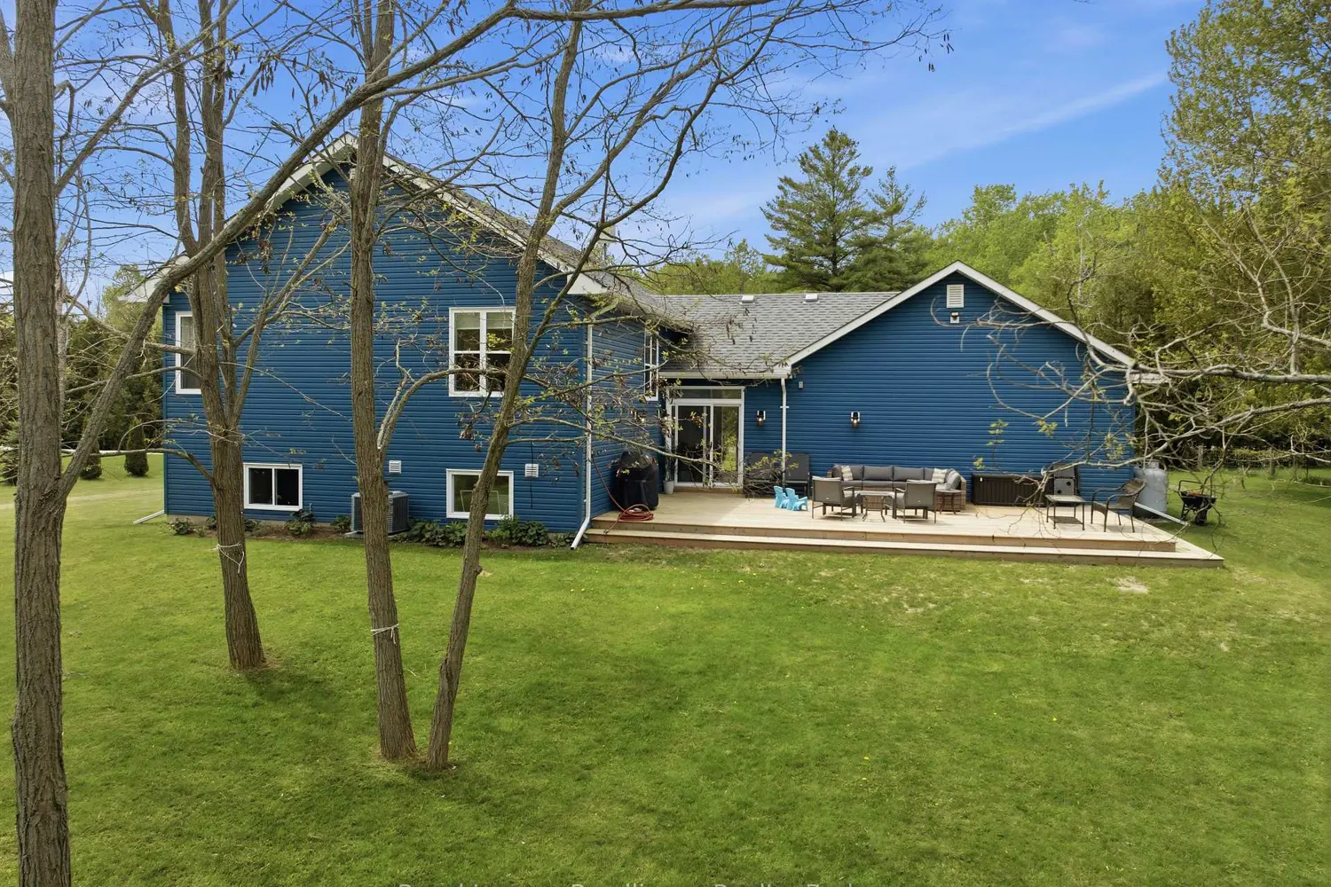 119 Jackson Drive photo 2