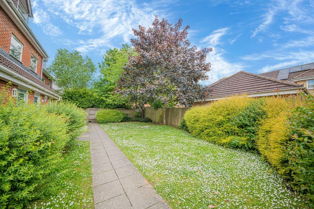 Additional image 12 of 2 bed flat for saleDrum Road, Eastleigh SO50