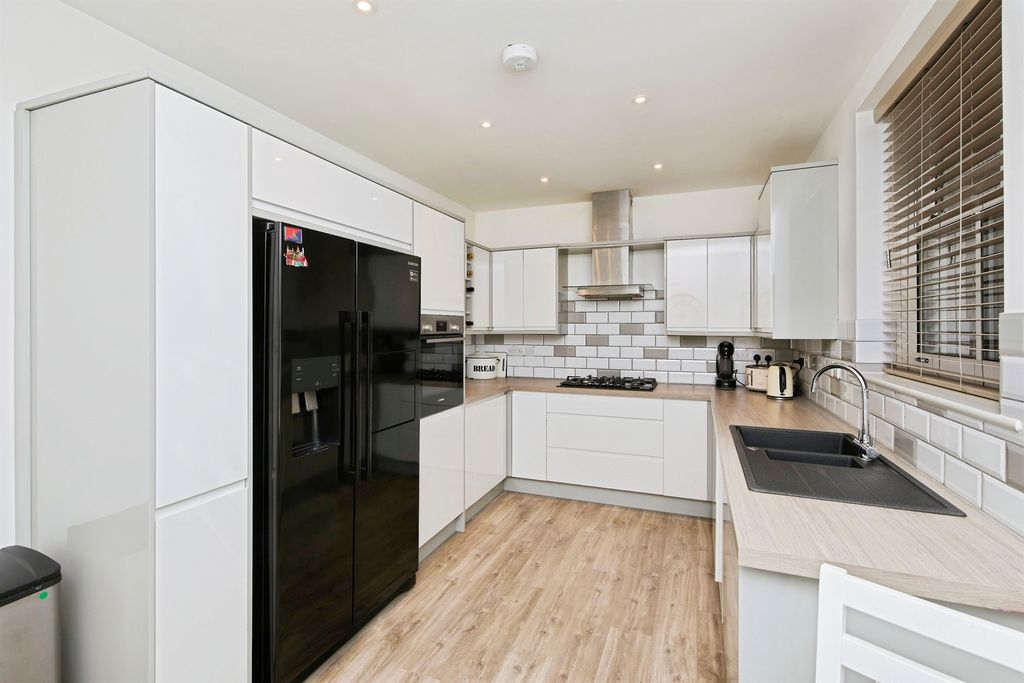 2 bed flat for saleDuffield Road, Derby DE22 photo 5