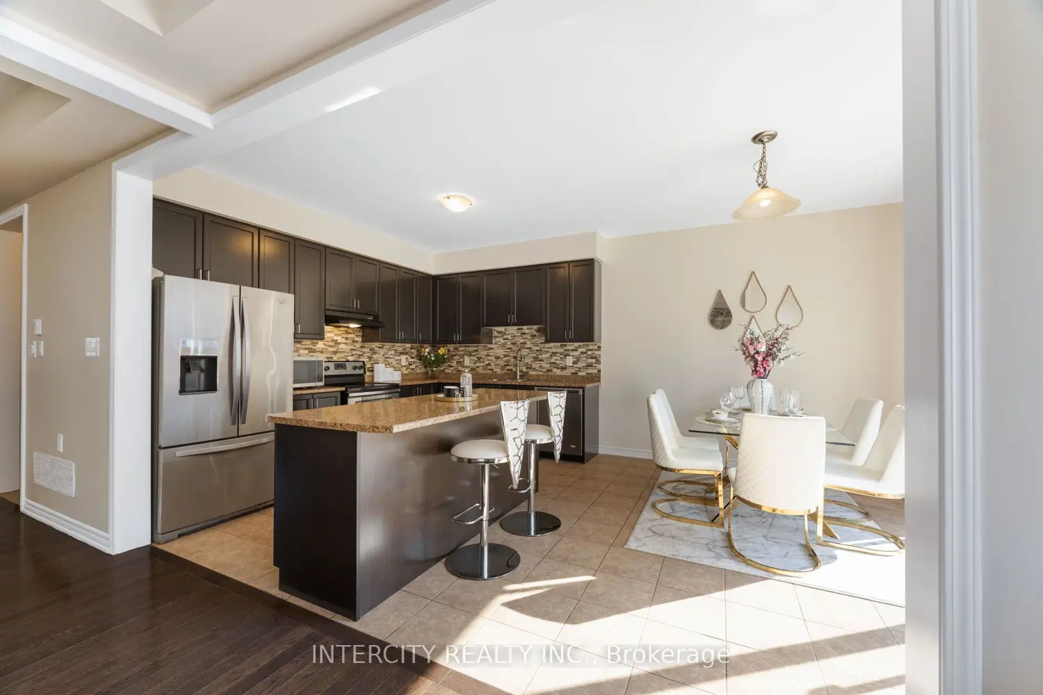 Additional image 7 of 19 Enford Crescent
