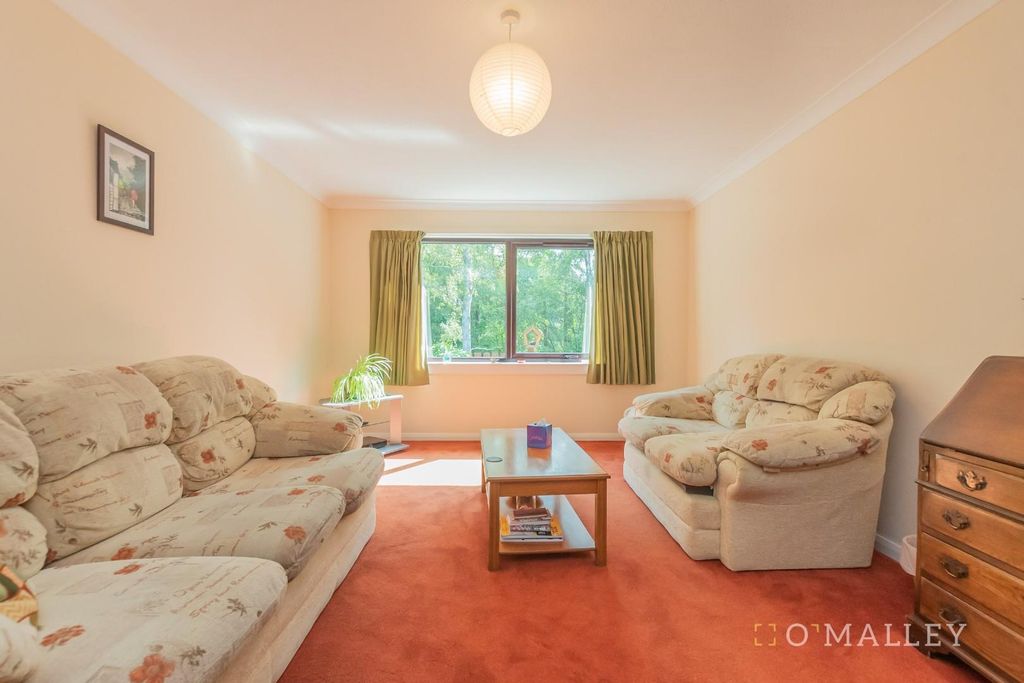 Additional image 7 of 2 bed bungalow for saleHillview Place, Dollar FK14
