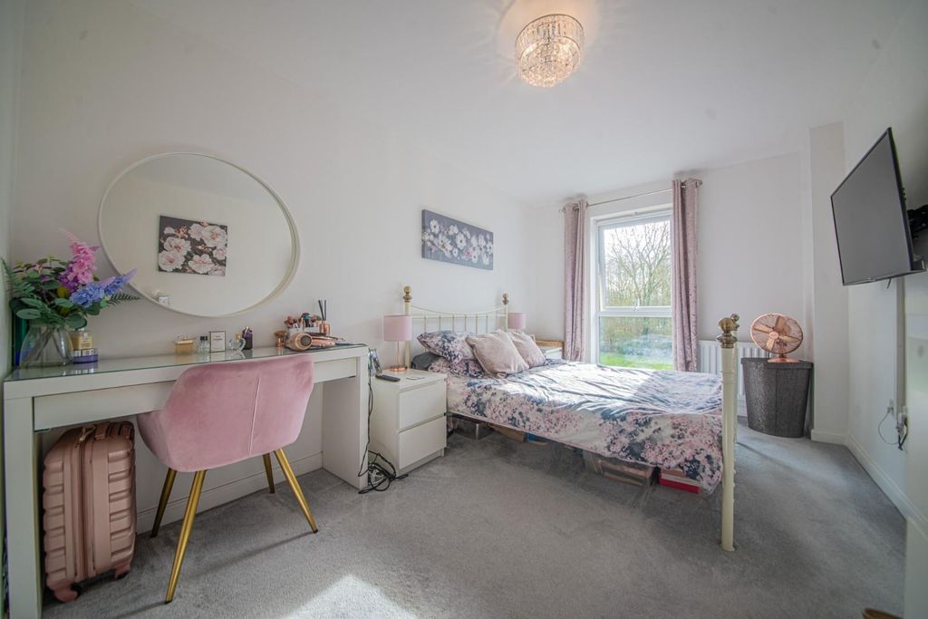 Additional image 9 of 2 bed flat for saleDakota Way, Eastleigh SO50