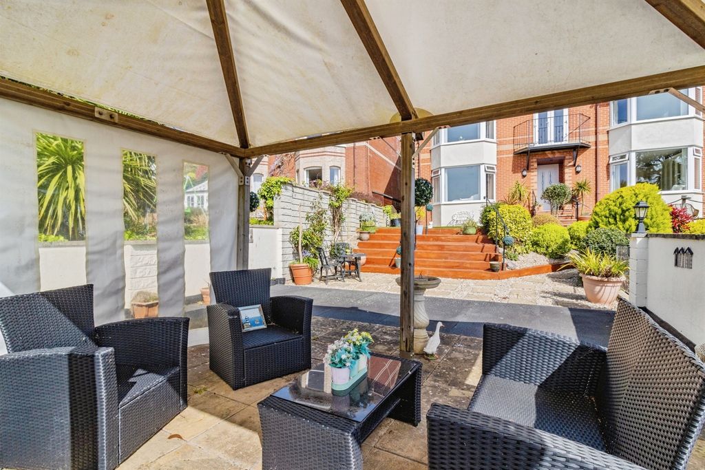 Additional image 29 of 5 bed detached house for saleSummerland Close, Dawlish EX7