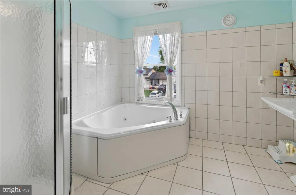 Additional image 2 of 2928 Windsor Drive, Bensalem, PA 19020