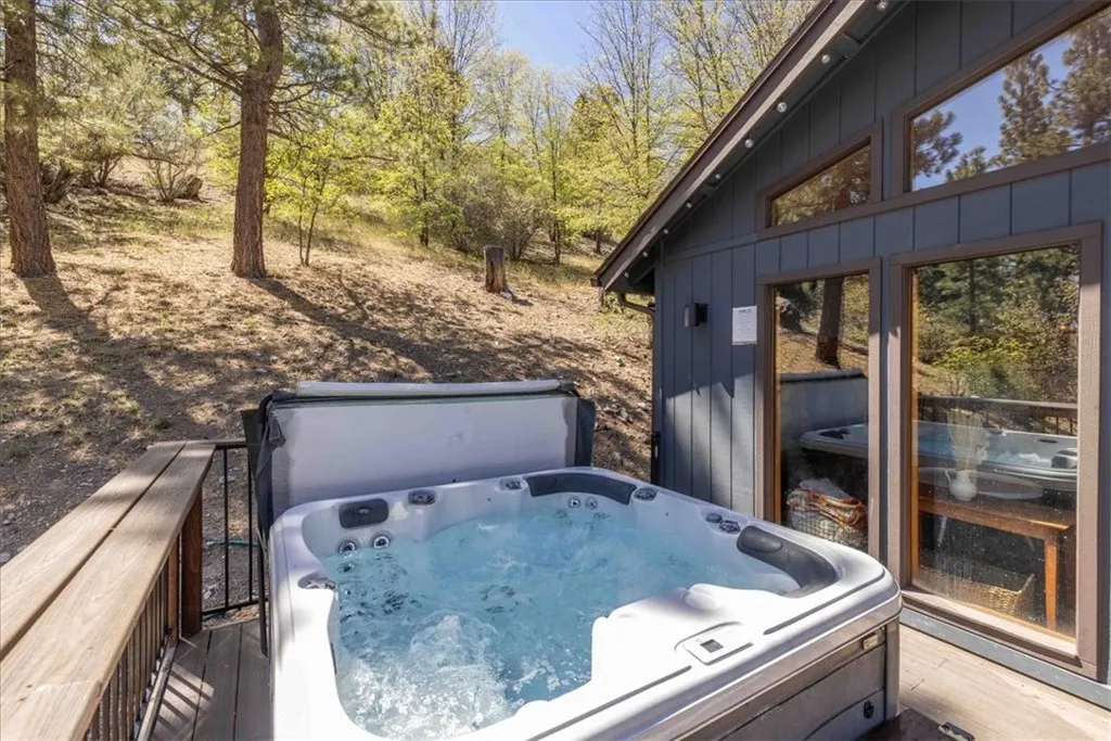 Additional image 67 of 1231 Ridge Rd, Fawnskin, CA 92333