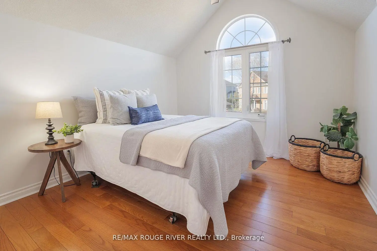 Additional image 14 of 433 Woodsmere Crescent