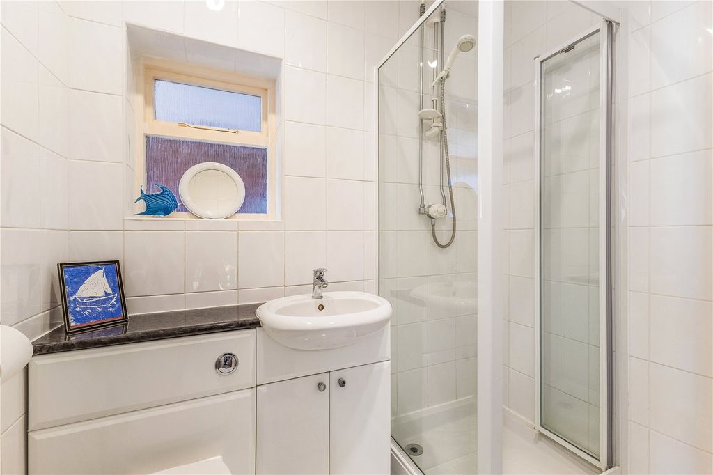 Additional image 15 of 4 bed detached house for saleThe Avenue, Dunstable, Bedfordshire LU6