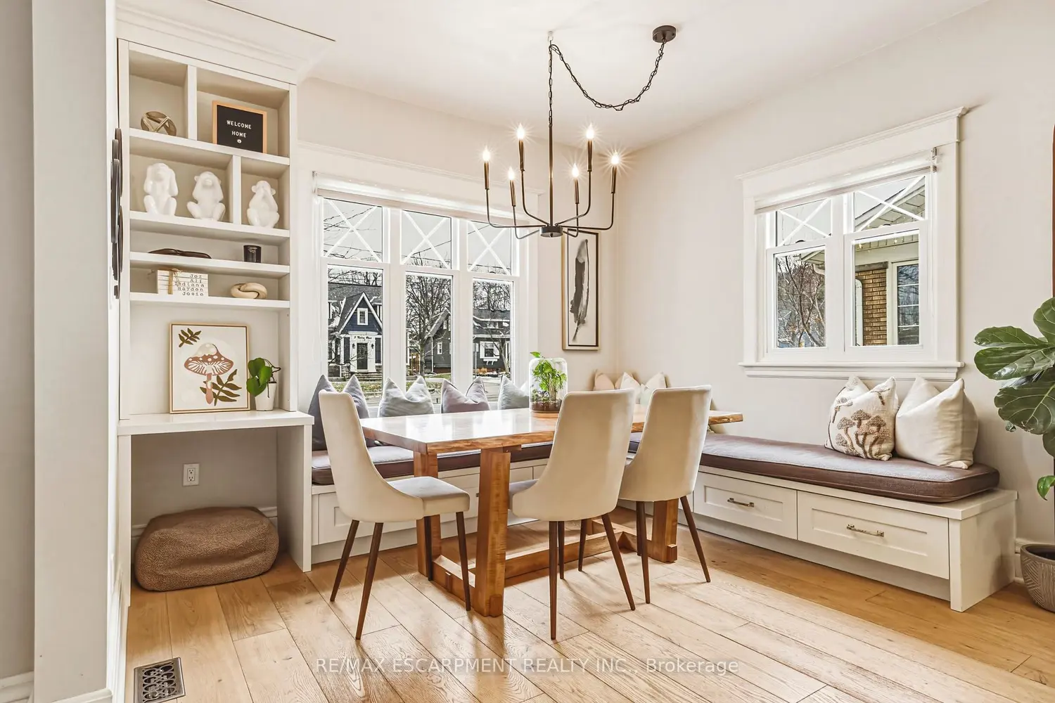 6 Nelles Boulevard photo 5