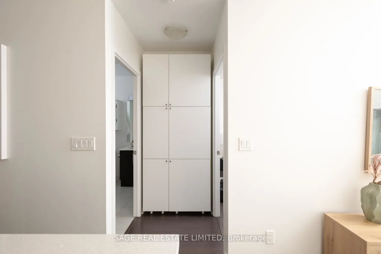 Additional image 6 of 58 Orchard View Boulevard 313