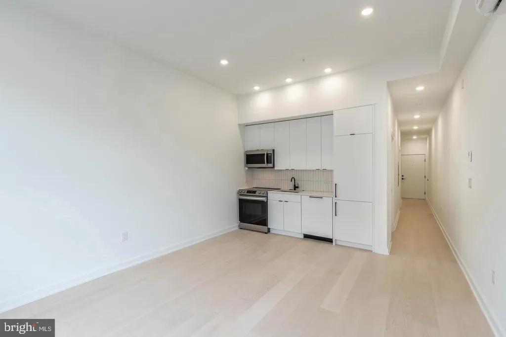 Additional image 5 of 2414 Frankford Avenue Unit 5, Philadelphia, PA 19125