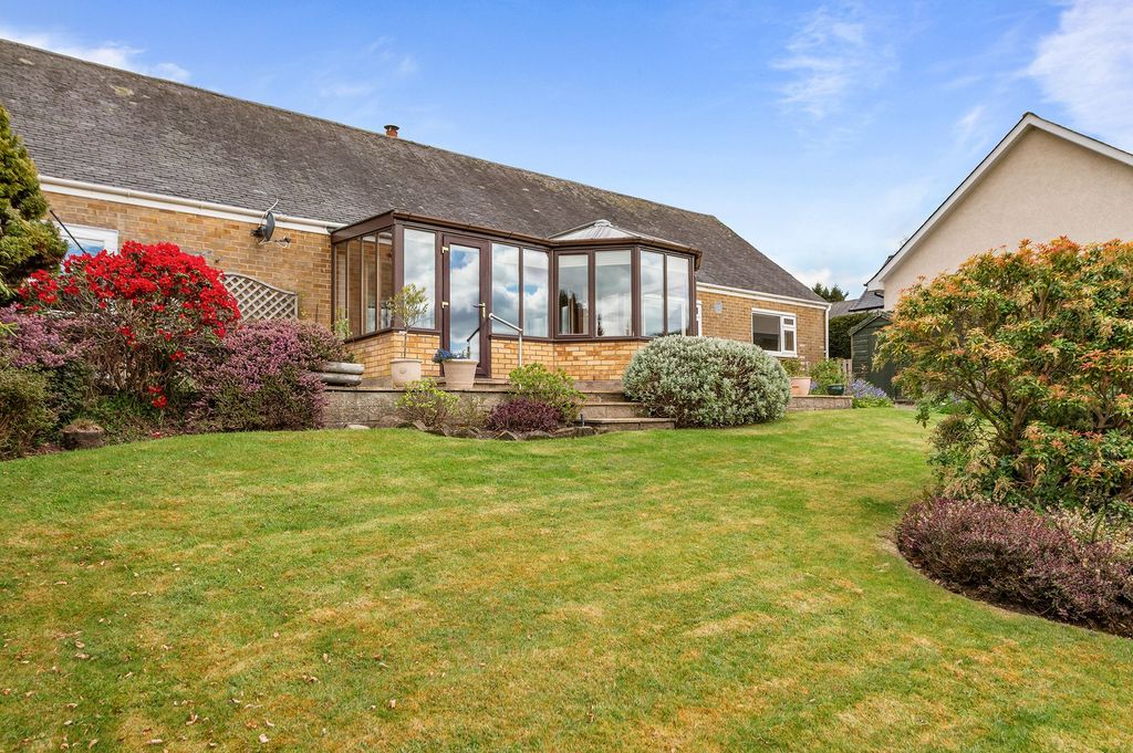Additional image 2 of 3 bed bungalow for saleOchlochy Park, Dunblane FK15