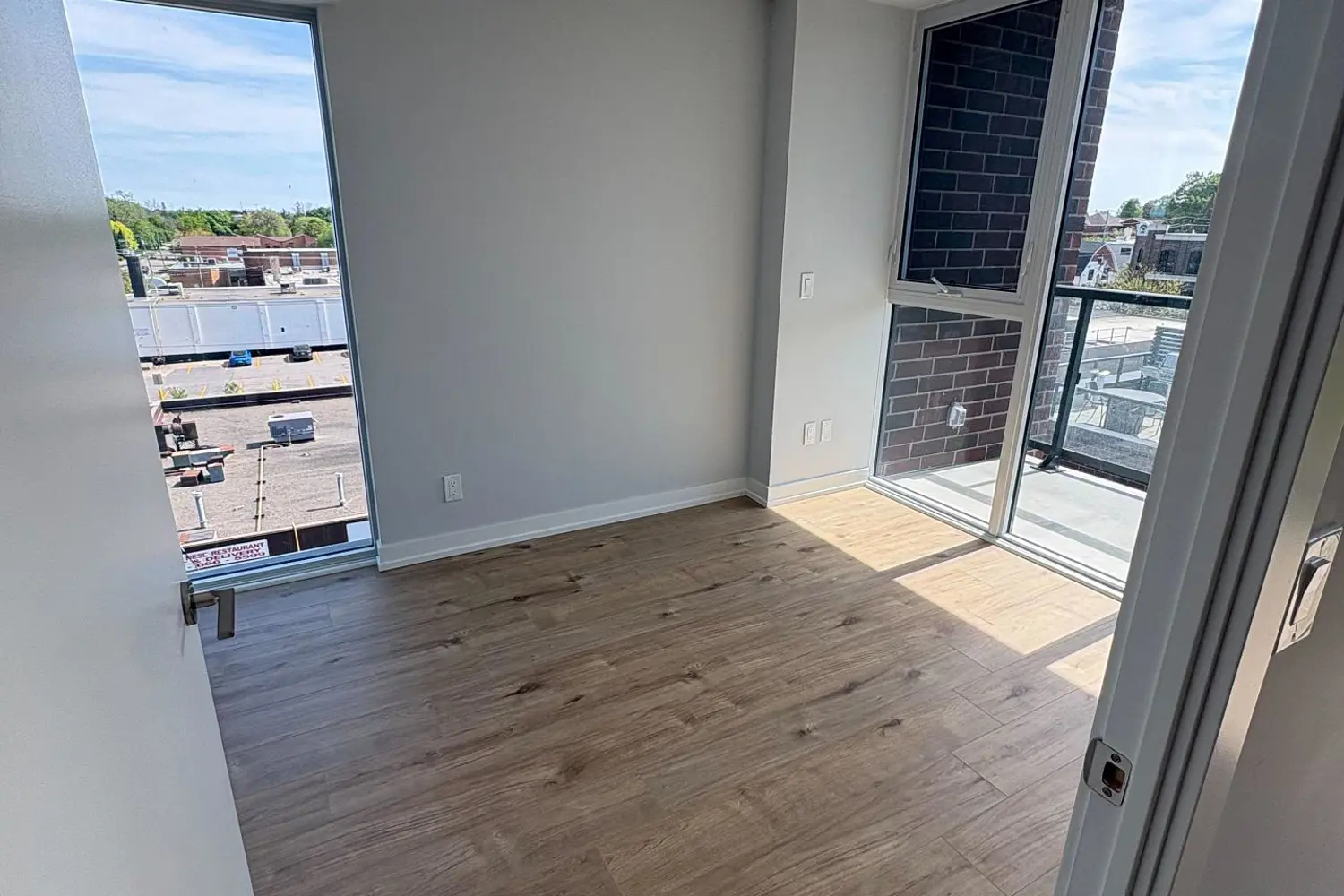 201 Brock Street 408 photo 5