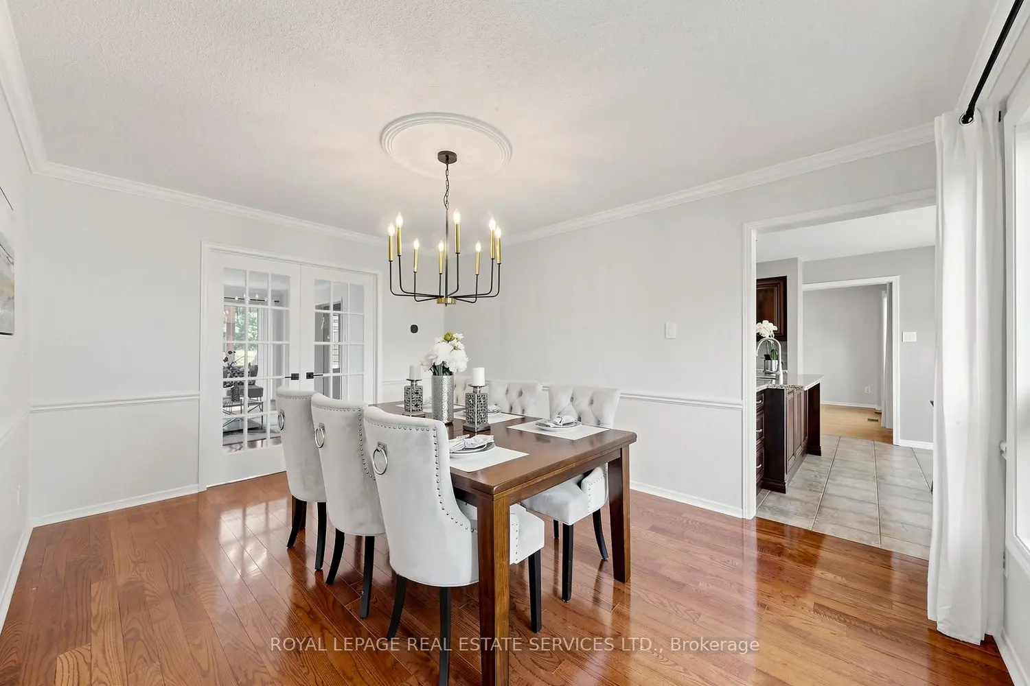 165 Warner Drive photo 4