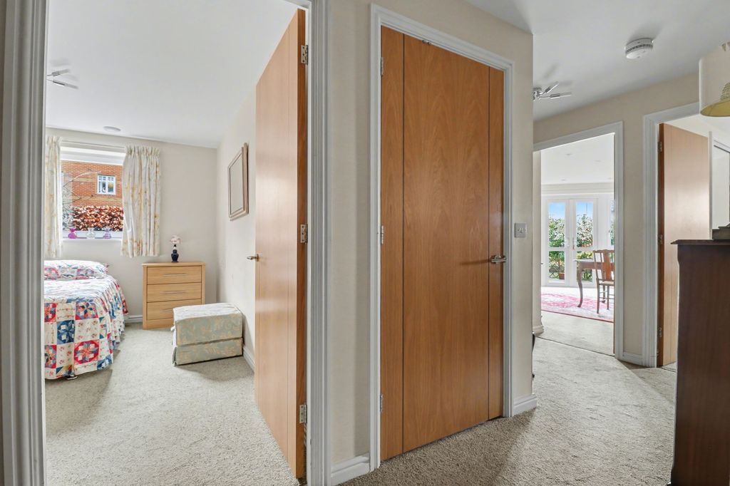 Additional image 7 of 2 bed flat for saleSopwith Road, Eastleigh SO50