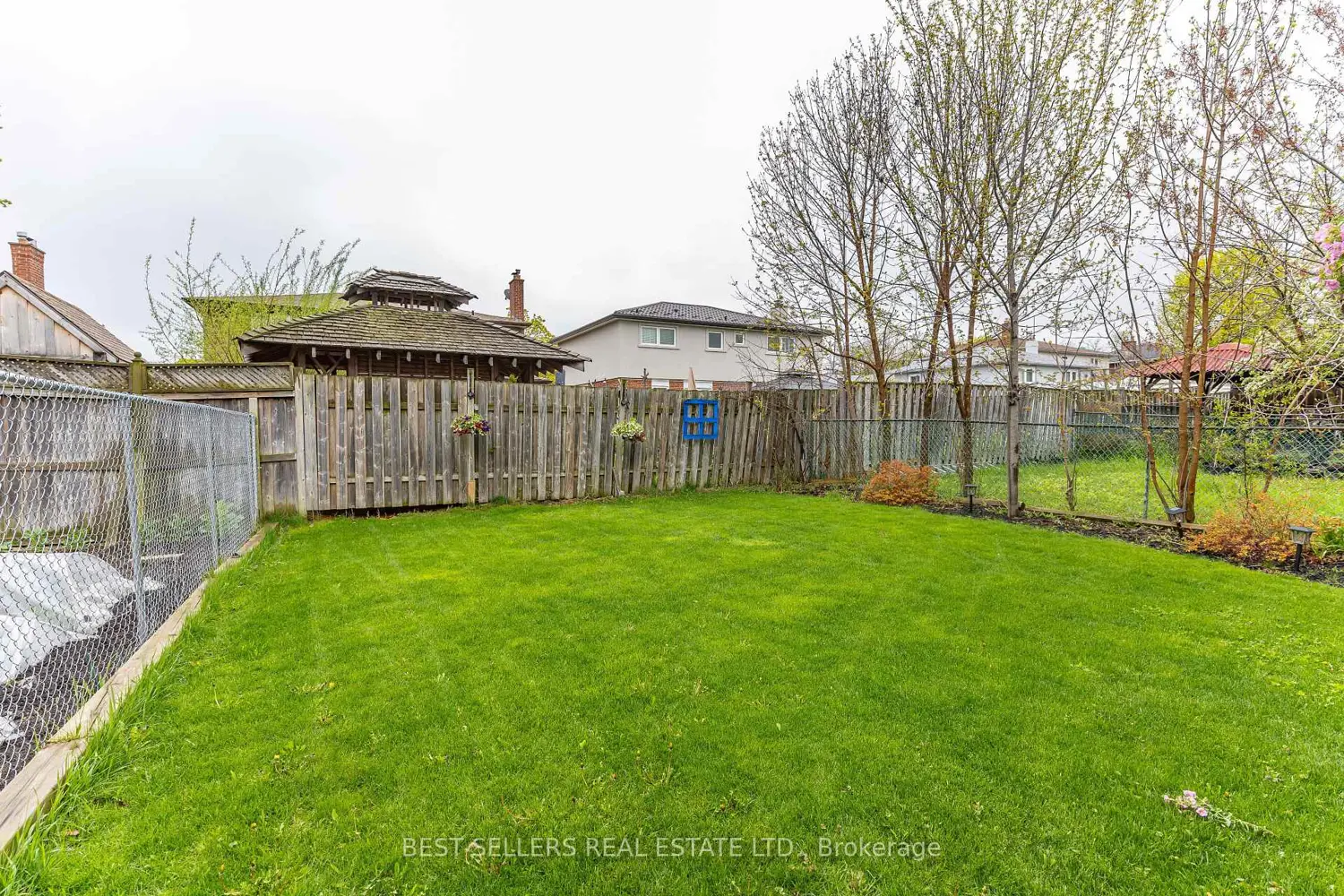 Additional image 17 of 2554 Palisander Avenue