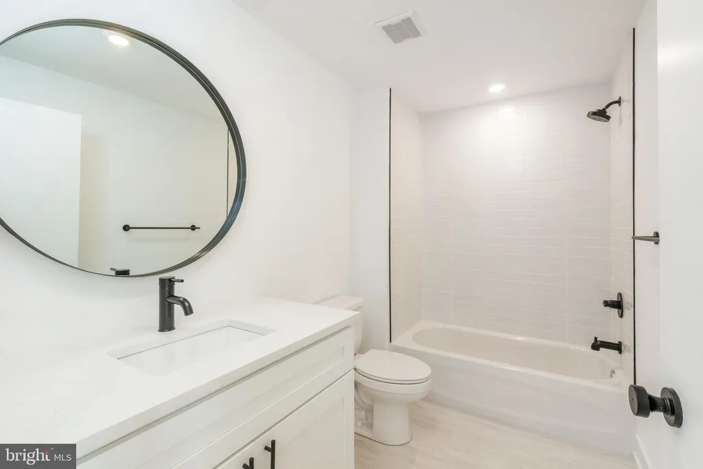 Additional image 19 of 2002 Frankford Ave Unit 201, Philadelphia, PA 19125