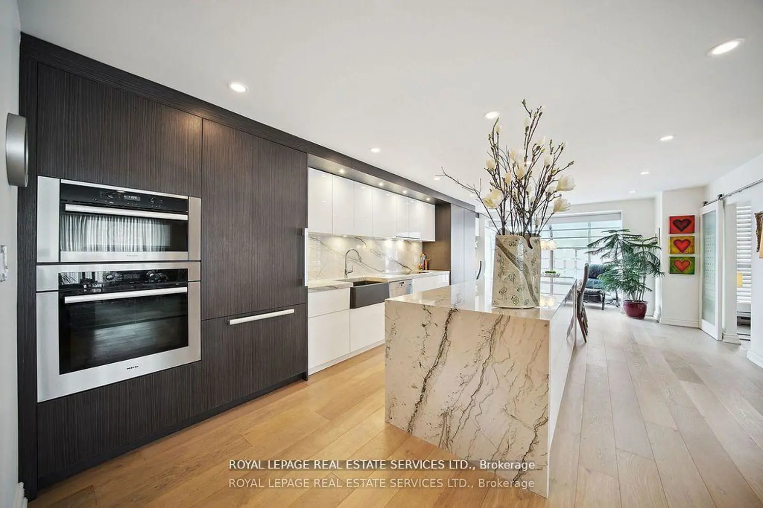 Additional image 4 of 480 Queens Quay 601