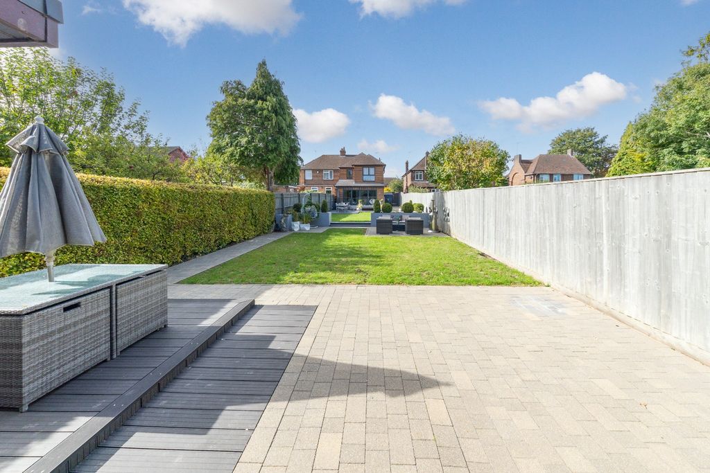 Additional image 22 of 3 bed semi-detached house for saleBullpond Lane, Dunstable LU6