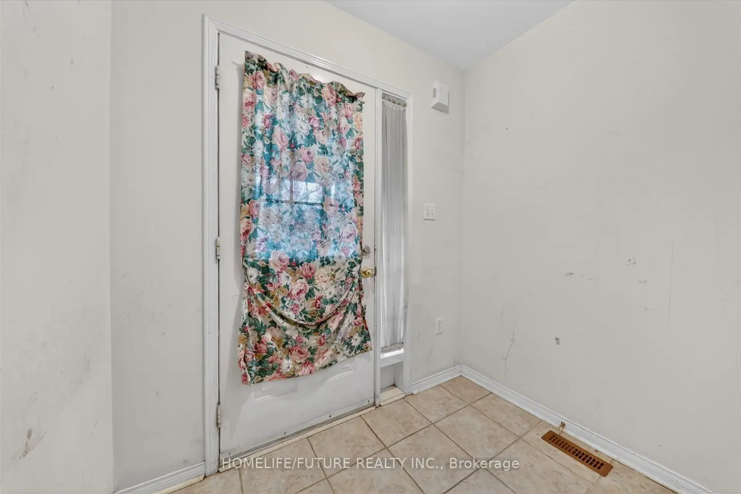 Additional image 4 of 435 Middlefield Road 17