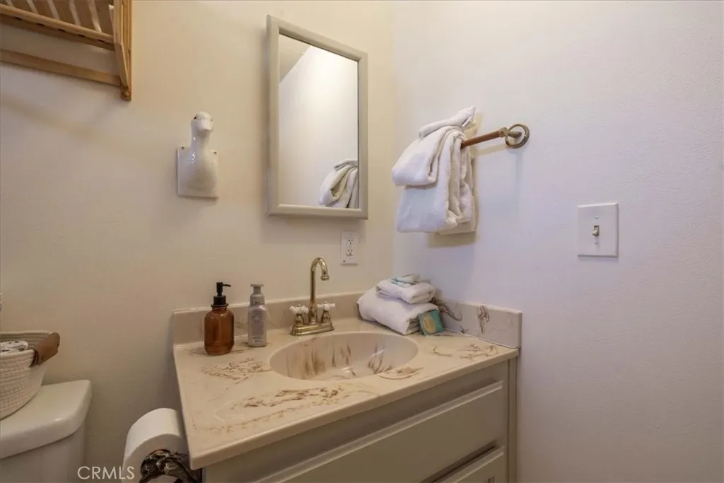 Additional image 20 of 1231 Ridge Rd, Fawnskin, CA 92333